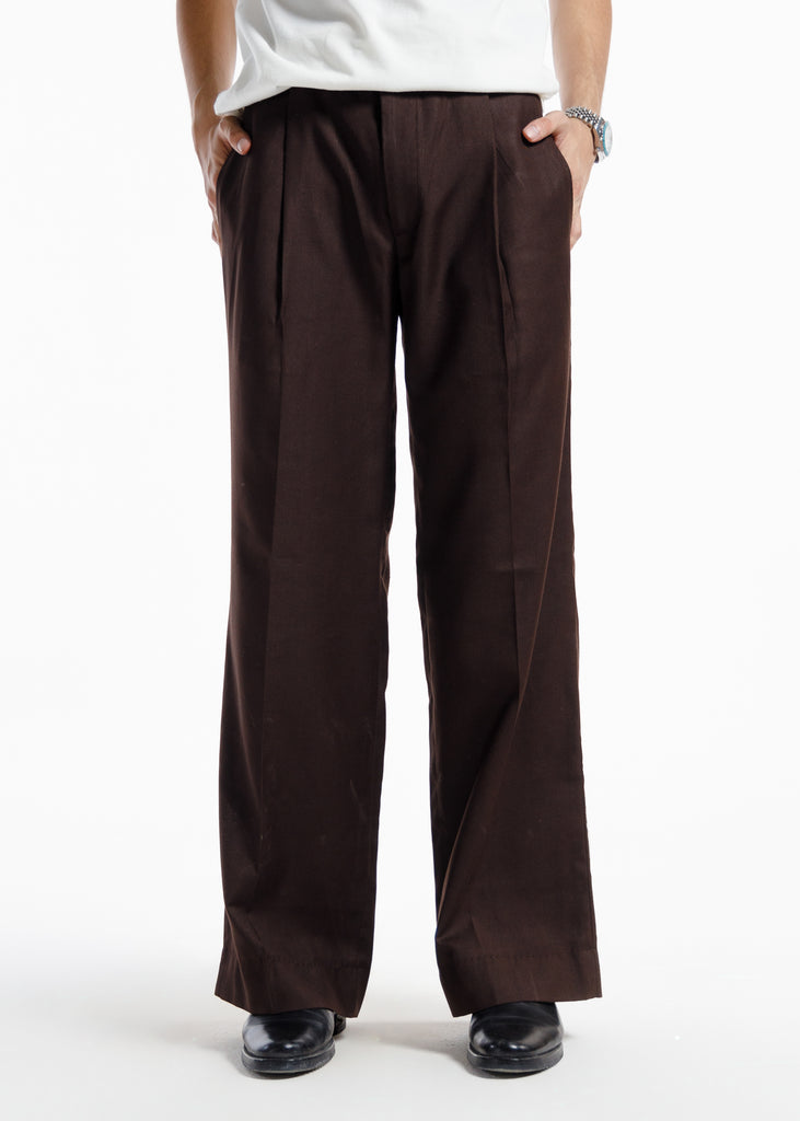 The Single Pleated Pants coffee brown