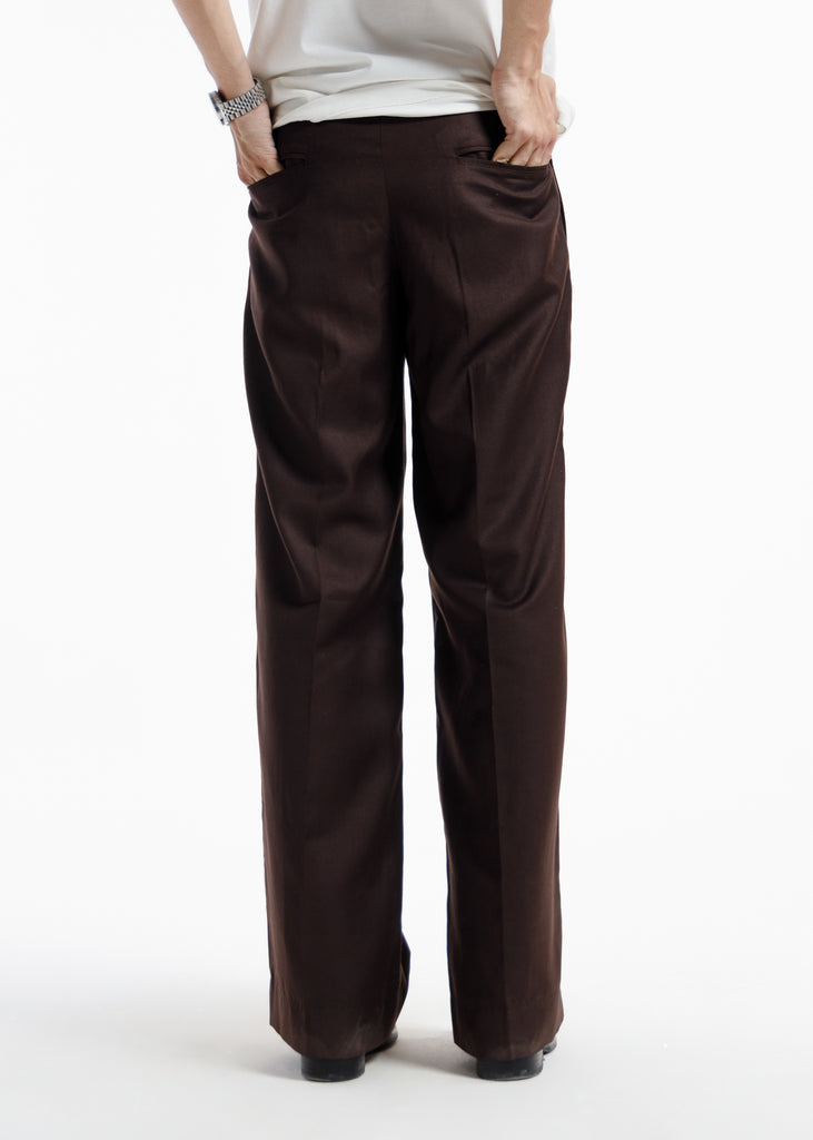 The Single Pleated Pants coffee brown