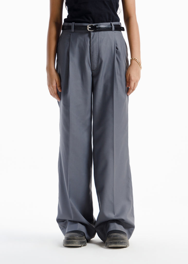 The Single Pleated Pants Charcoal Grey