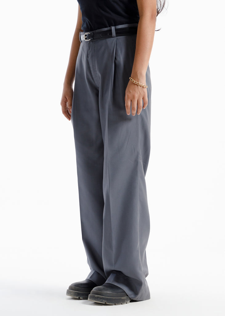 The Single Pleated Pants Charcoal Grey