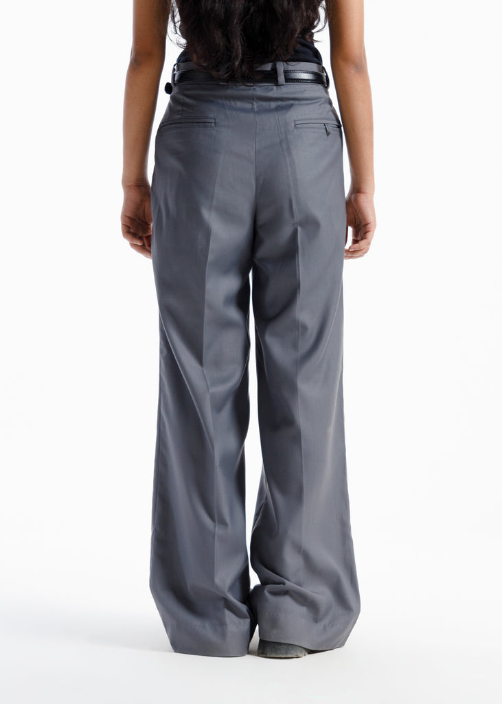 The Single Pleated Pants Charcoal Grey